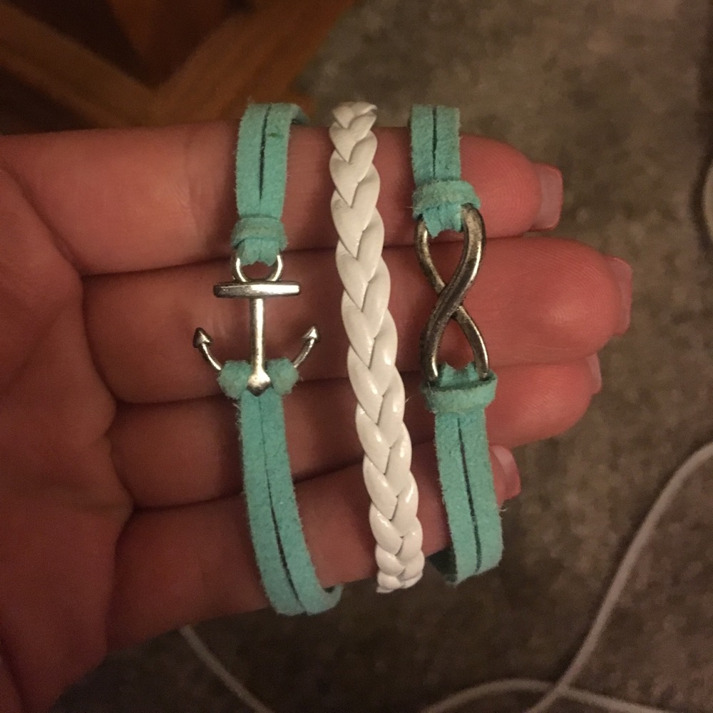 Women’s bracelet
